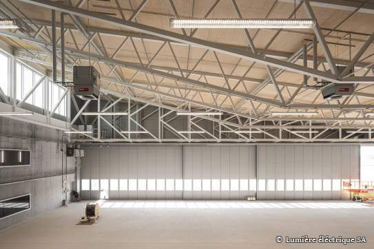 Halle d'aviation militaire de Payerne, Lumière éléctrique SA